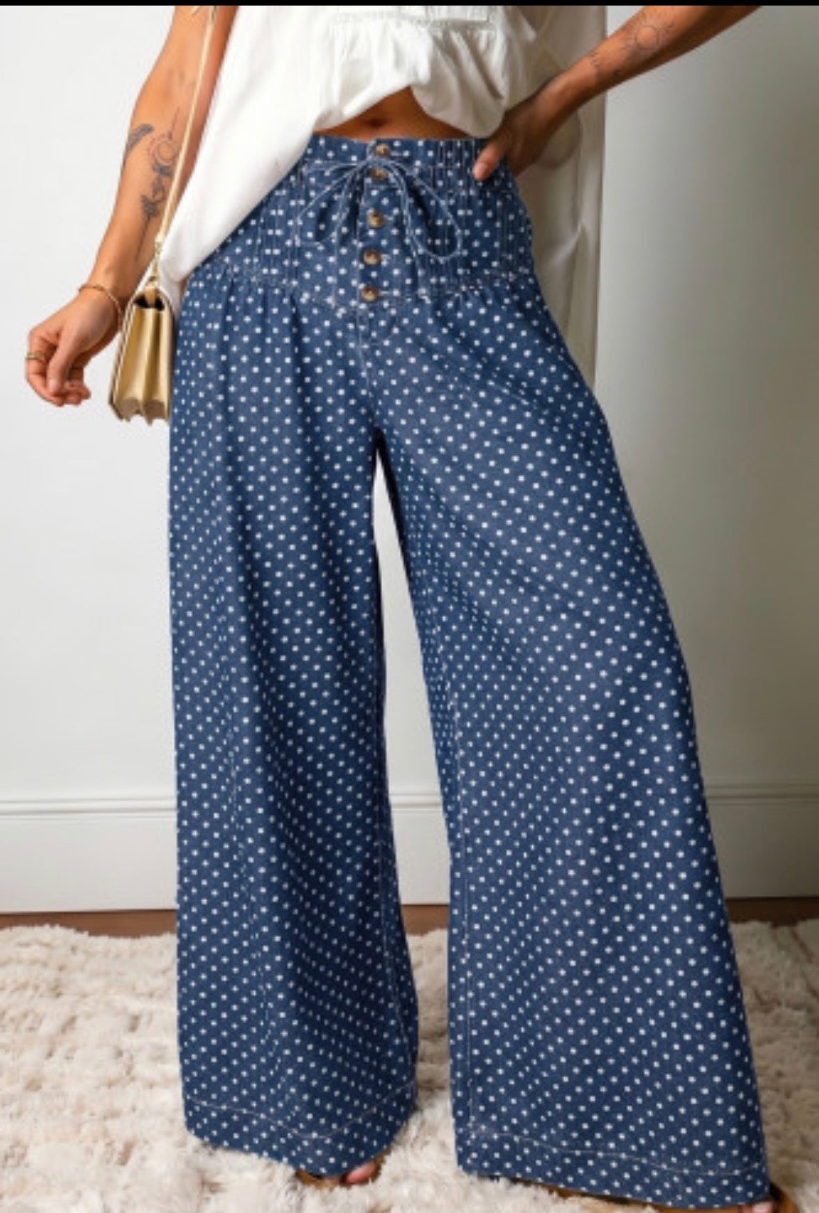 Polk dot pleated pants