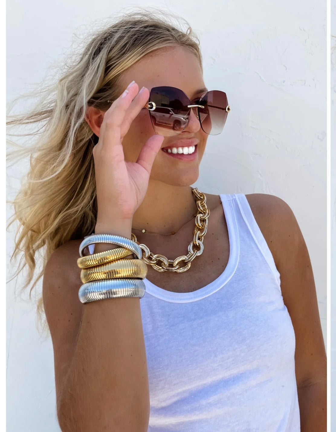 Dramatic bangle