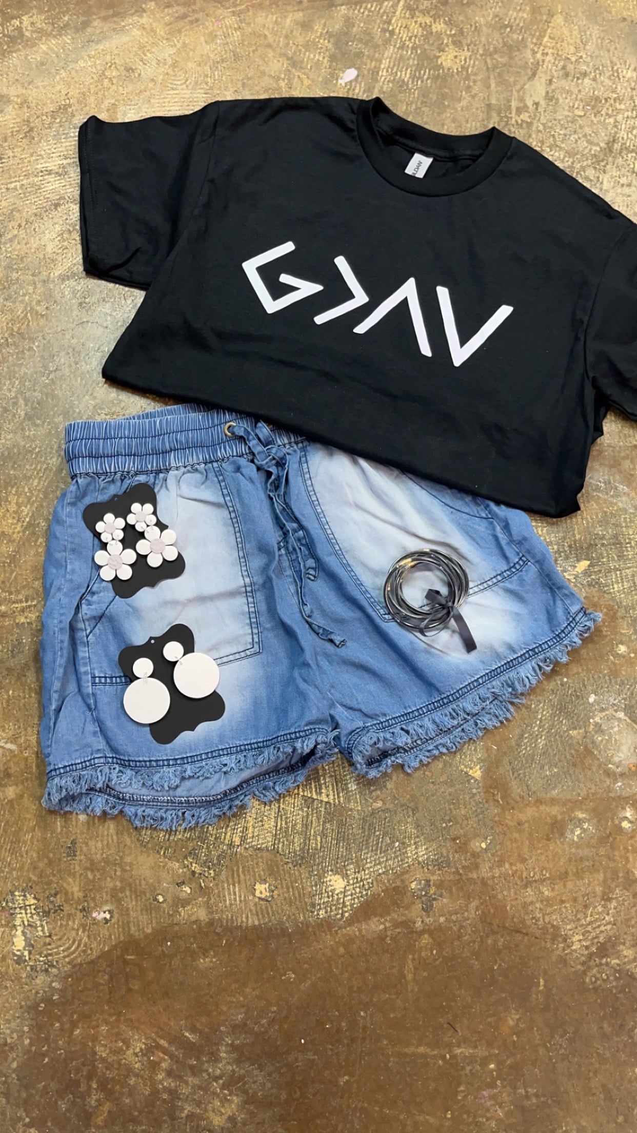 ZENANA SHORTS