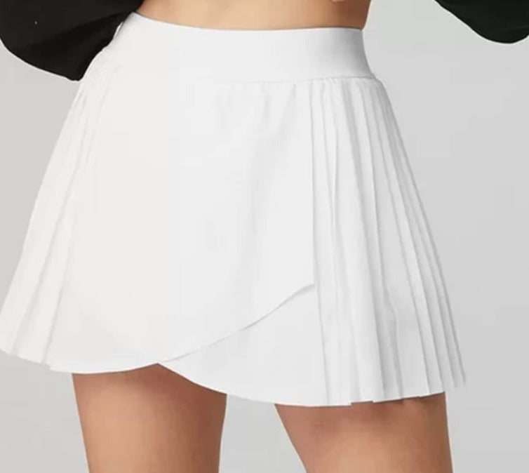 Lu dupe tennis skirt