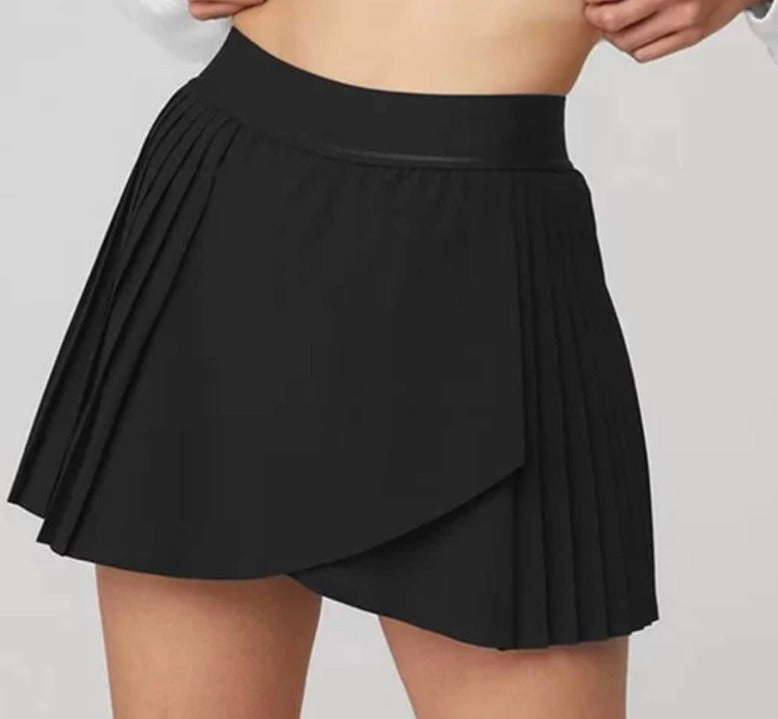 Lu dupe tennis skirt