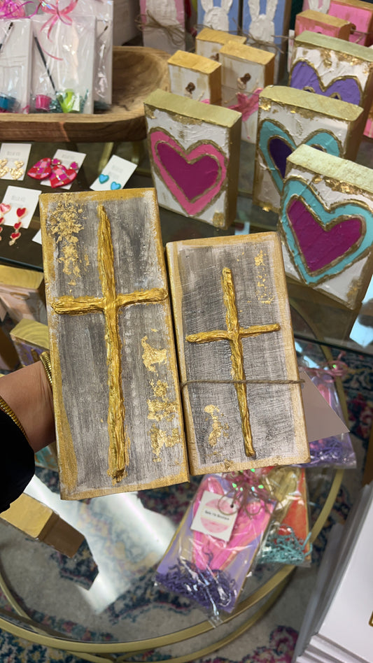 Textured cross