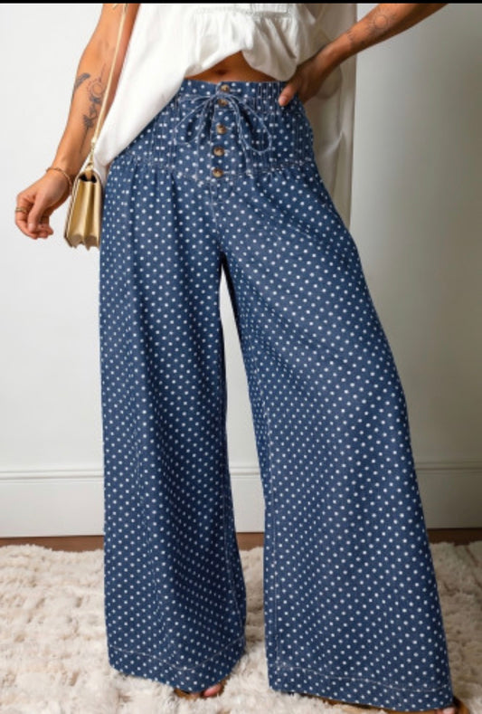 Polk dot pleated pants