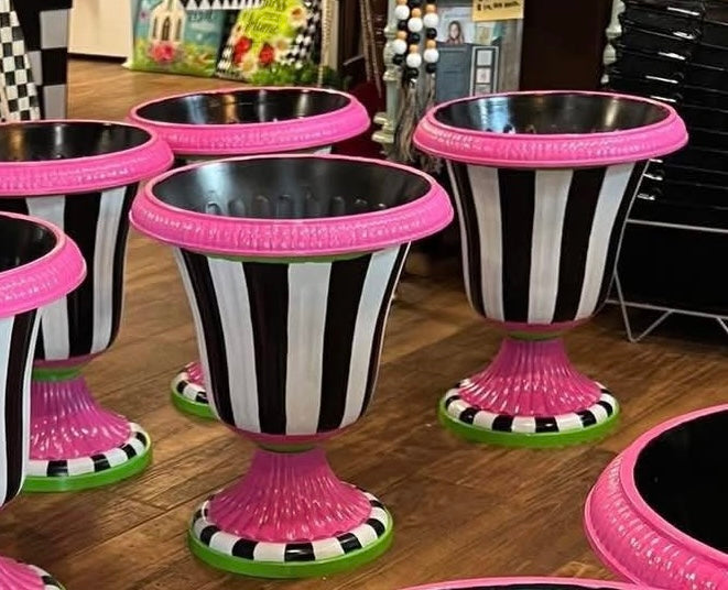 Mad hatter pots
