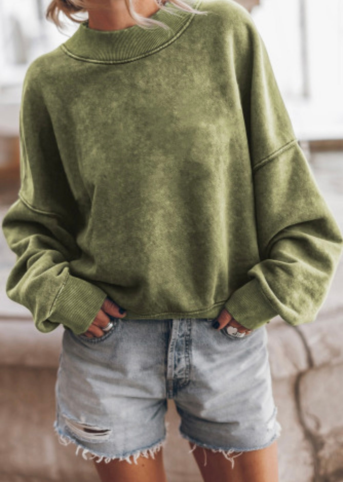 Crew neck brown pullover