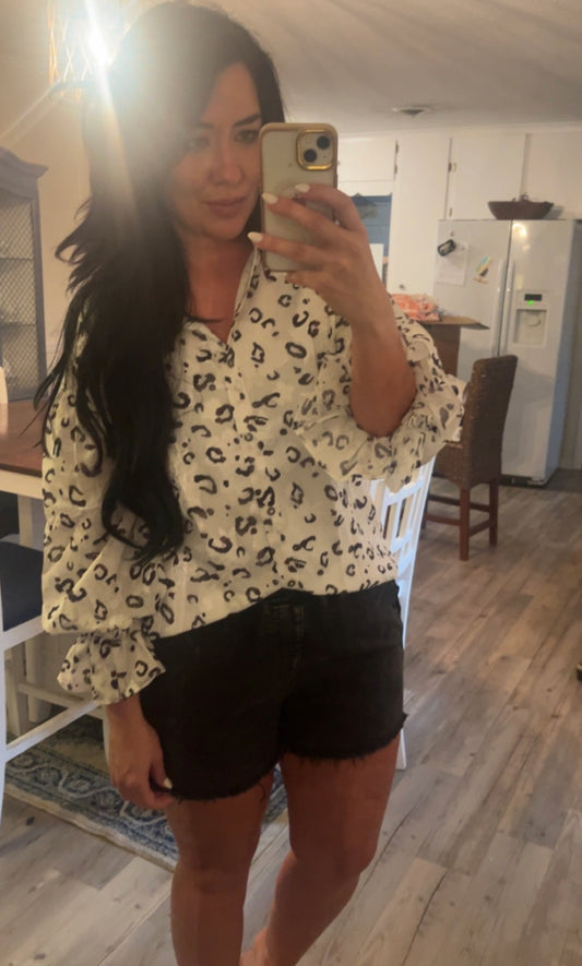 Perfect mom jean shorts