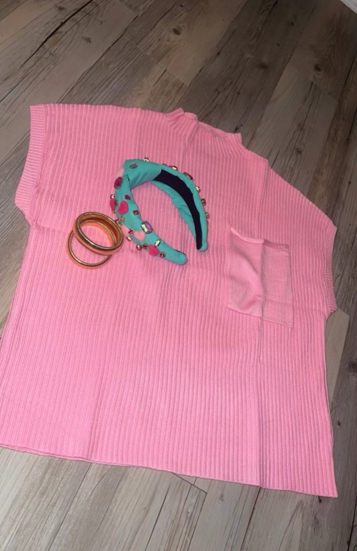 Pink short sleeve sweater