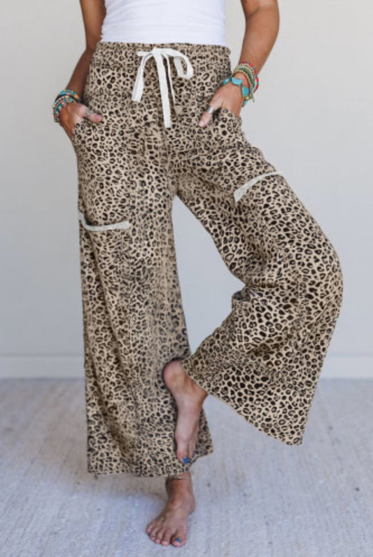 Everyday leopard pants
