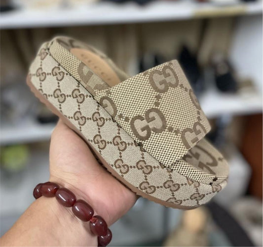 G sandals