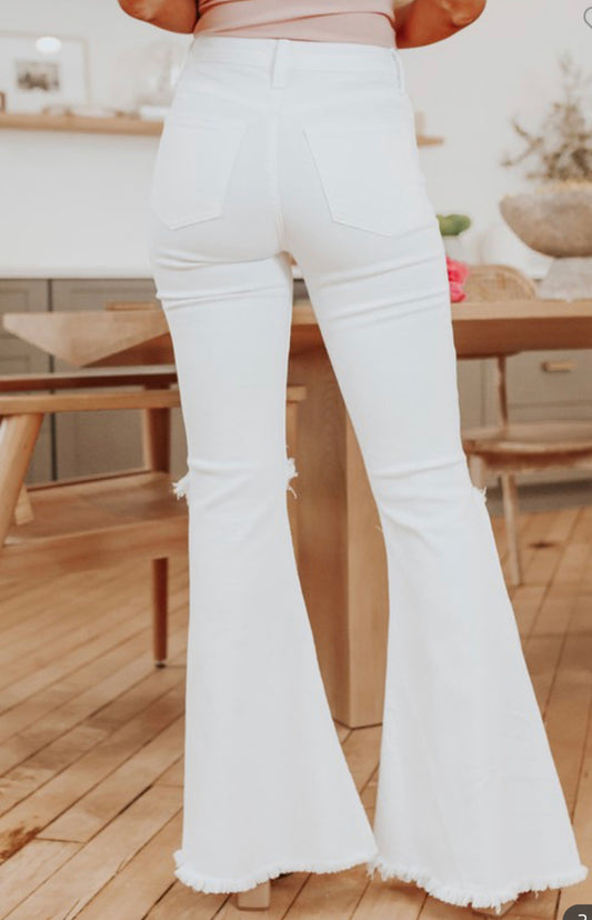 Flares out White jeans
