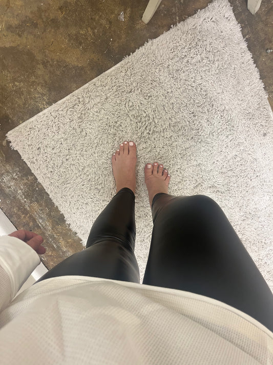 Leather leggings